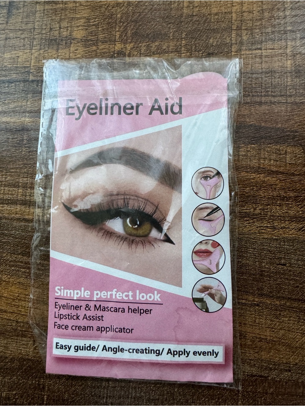 Multifunctional Silicone Eyeliner Stencil Eye Makeup & Lipstick Aid New NWT